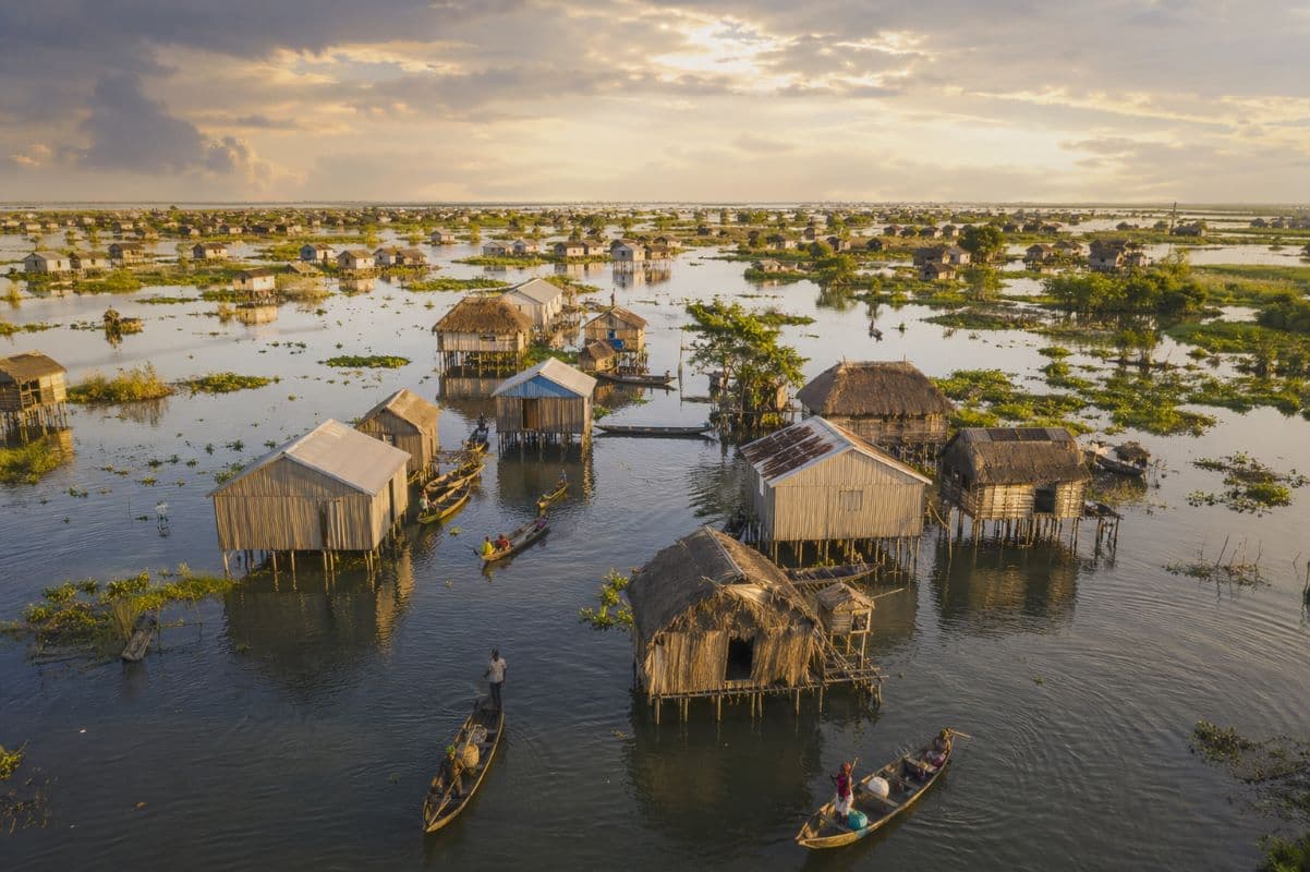 Vue aérienne de Ganvié, lac Nokoué, Bénin